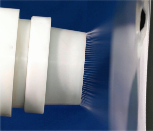 Taikisha i-ESTA overspray-free paint applicator